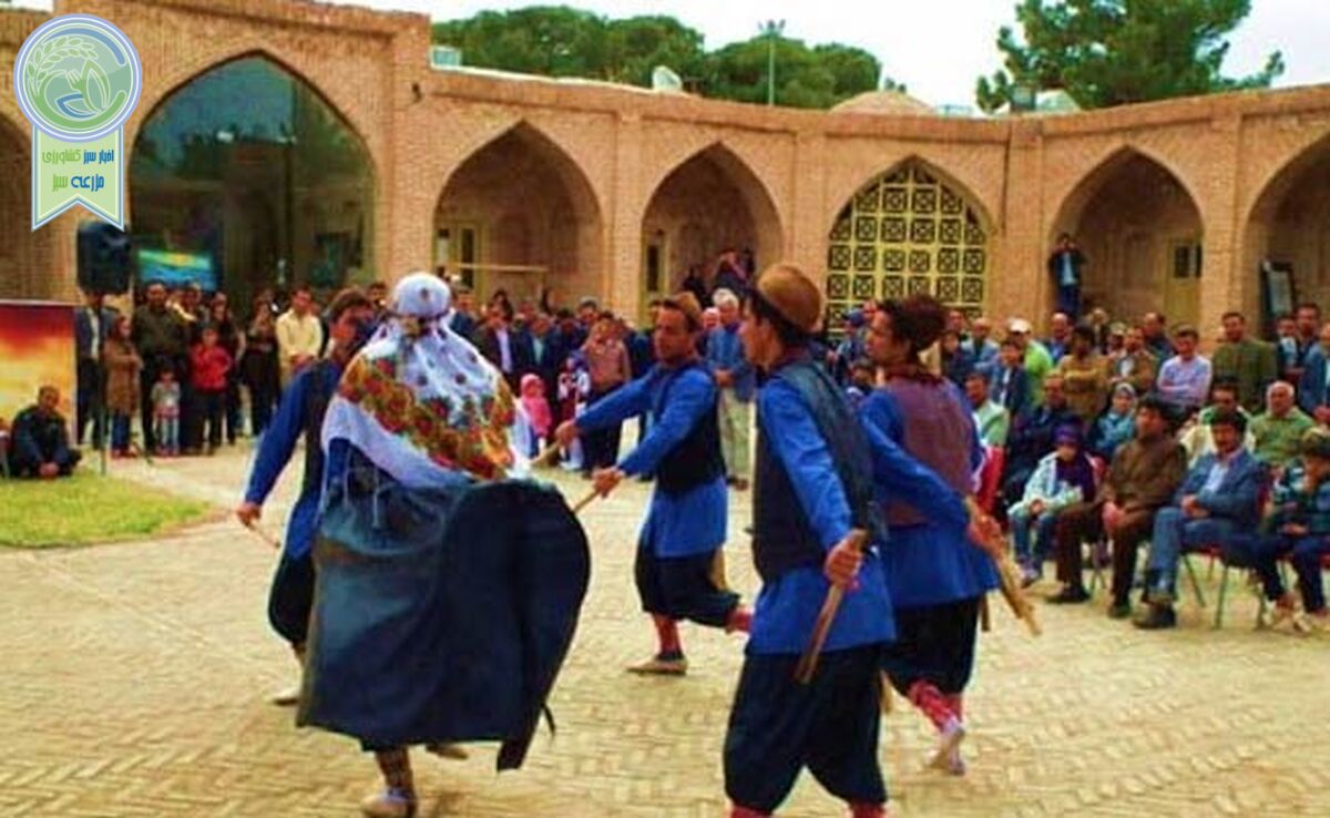 جشن‌ها و مراسم آیینی را پاس بداریم
