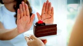 ۸ راهکار برای کاهش میل به مصرف شیرینی‌جات