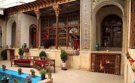 مُهر تعطیلی بر پیشانی ۵۰۰ بومگردی

