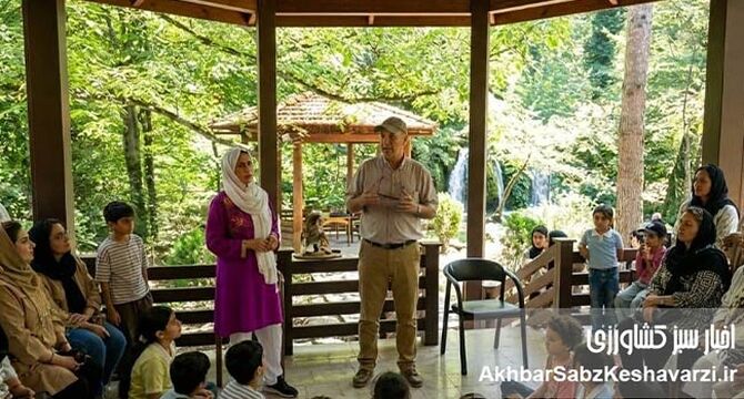 آشنایی ۵۰ نفر از اعضای خانه فرهنگ اوج با جنگل‌های کهن هیرکانی و مسئولیت شهروندان در قبال طبیعت

