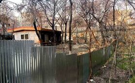 حصارکشی مشکوک در پارک قیطریه

