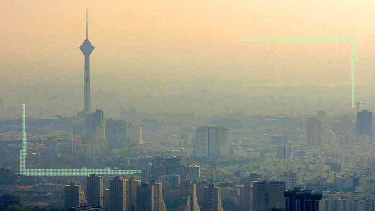 ۱۷ ایستگاه سنجش کیفیت هوای تهران در وضع قرمز