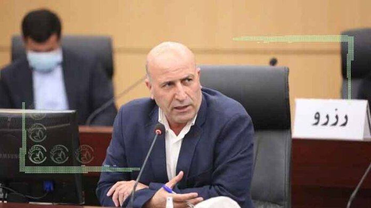 دولت دست حمایتی و دخالتی خود را از سر اقتصاد بردارد