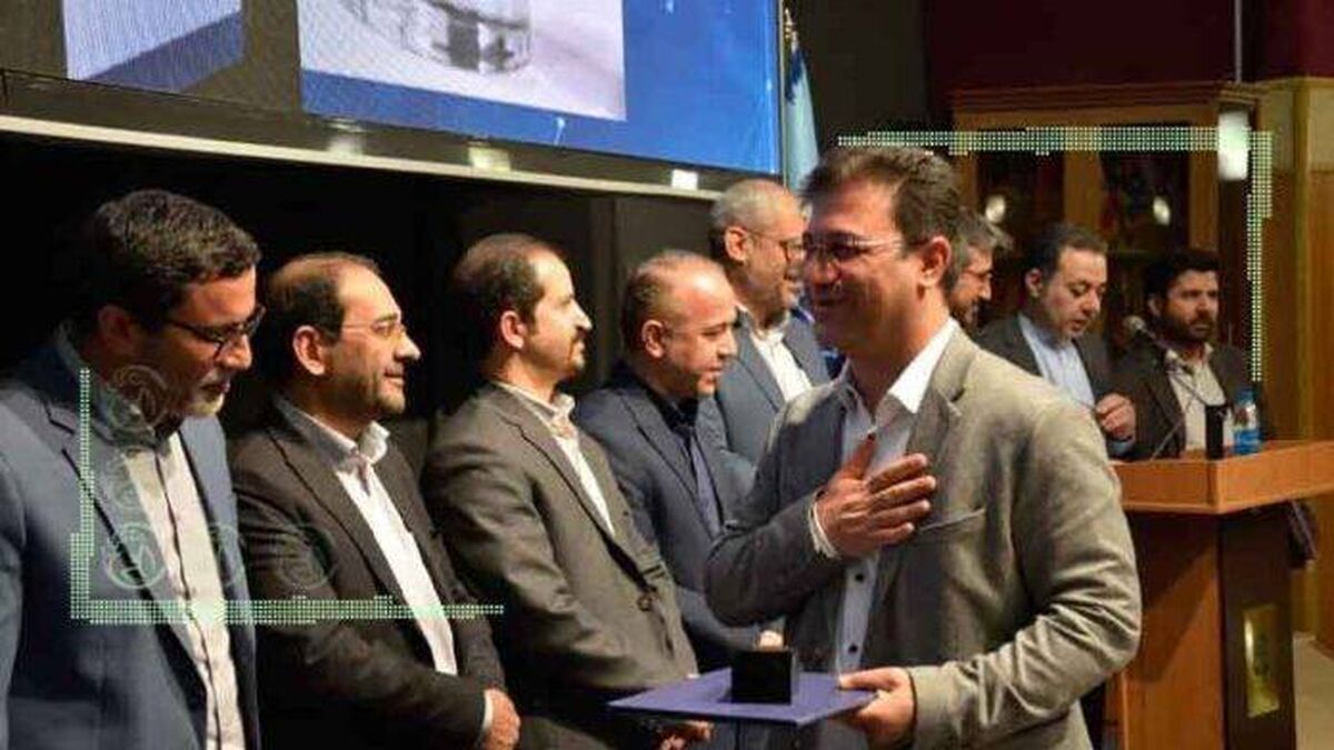 گروه «زر» در جمع برگزیدگان توسعه فناوری ایران