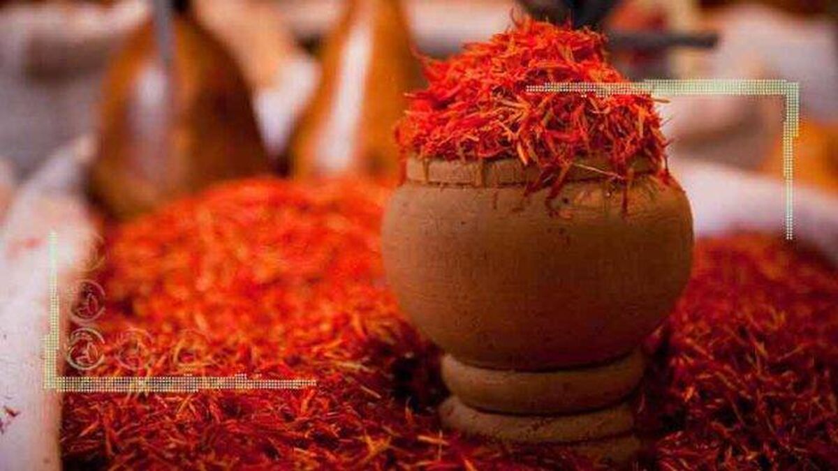 طرح جامع زعفران ١٢ سال روی زمین مانده است