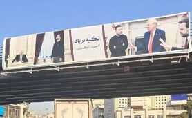نصب بنر ترامپ و زلنسکی در سراسر تهران+ عکس