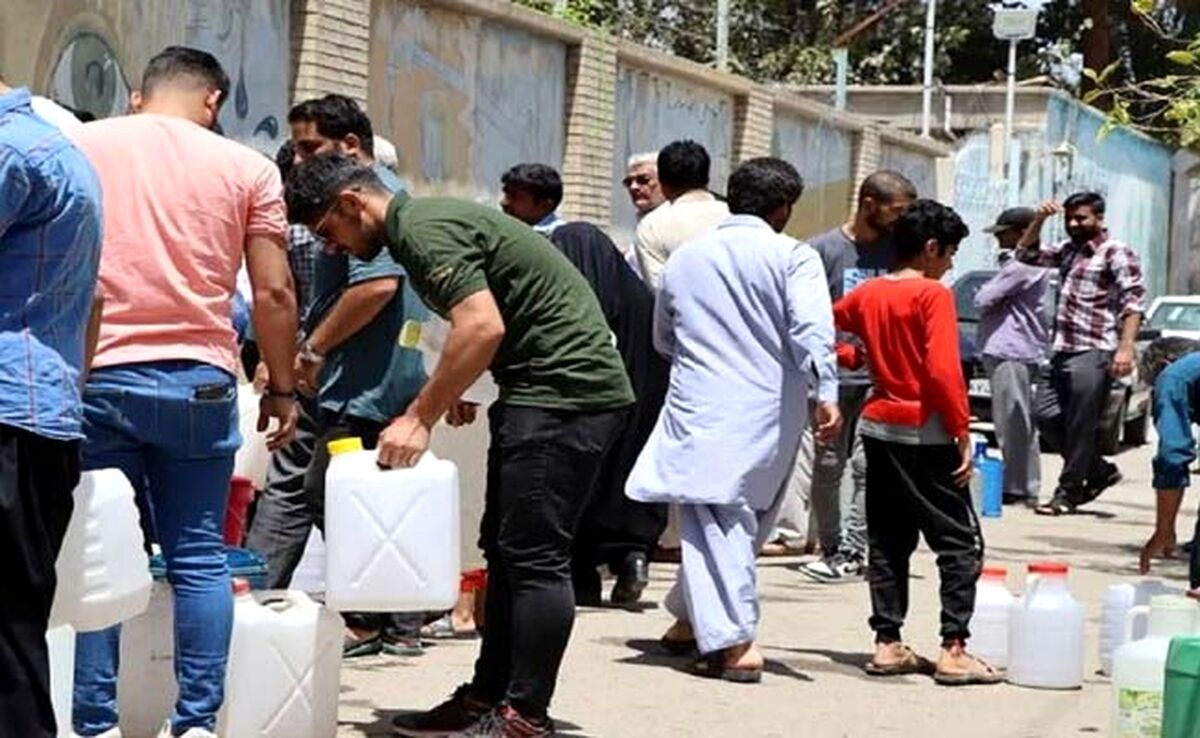 تداوم بی‌آبی در زاهدان
