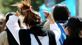 کلینیک پرحاشیه ترک بی‌حجابی

