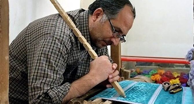 مخمل‌بافی هنری با بیش از هزار سال قدمت در ایران

