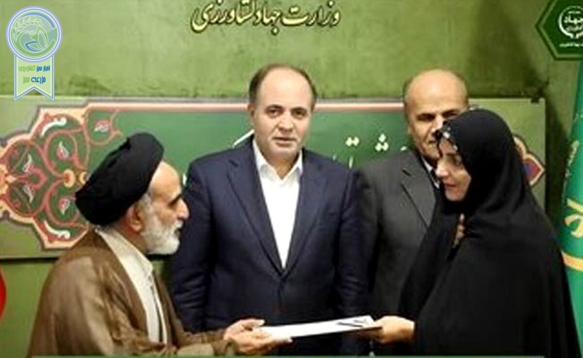 فاطمه خمسه مشاور وزیر شد


