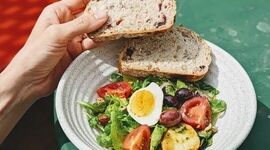 چی بخوریم تا زود لاغر شویم؟