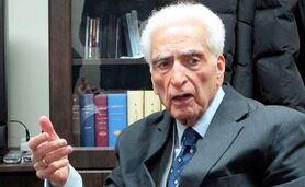 اسلامی‌ندوشن، بزرگ‌مرد خطه ادب و فرهنگ ایران

