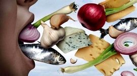 کدام غذاها باعث بوی بد دهان می‌شود؟

