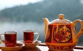 راز خوش رنگ و شفاف شدن چای ایرانی که نمی‌دانستید

