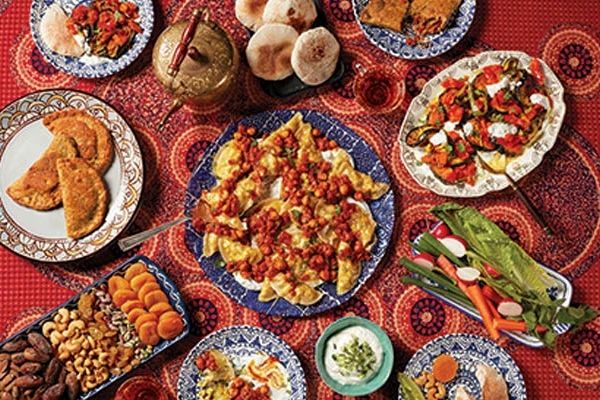معروف‌ترین غذای سنتی ایرانی چیست؟


