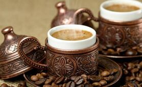 قهوه یا چای؛ اقبال دوباره به نوشیدنی تاریخی

