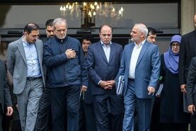 پایان مدارا با مدیریت لرزان؛ ضرب‌الاجل ۸۷ نماینده برای برکناری وزیر