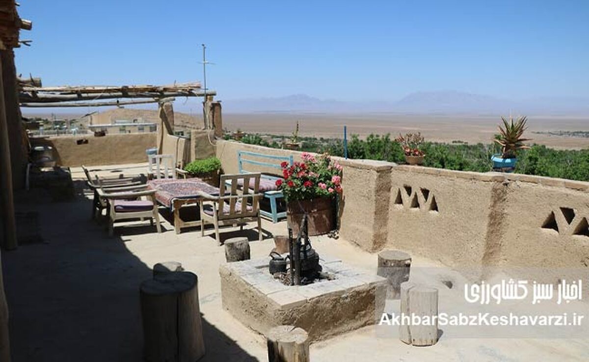 تولد دوباره قلعه‌بالا؛ روستایی که شکار را به بوم‌گردی باخت
